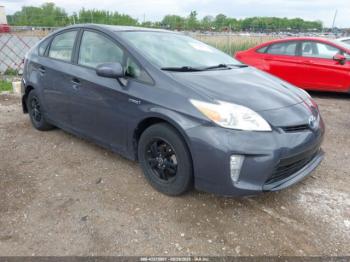  Salvage Toyota Prius