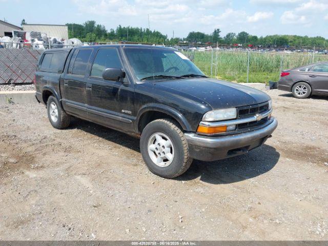  Salvage Chevrolet S-10