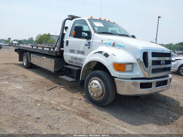  Salvage Ford F-650 Gas