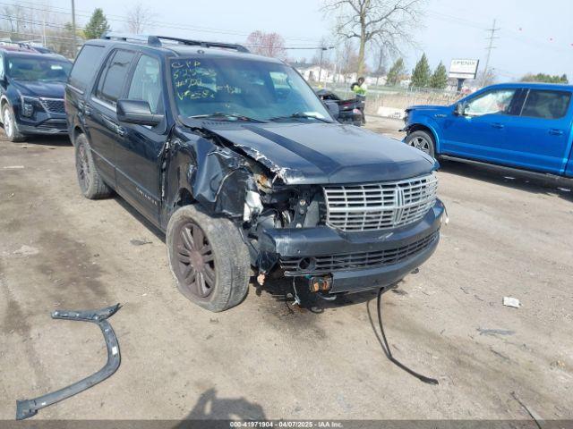  Salvage Lincoln Navigator