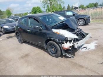  Salvage Nissan LEAF