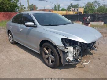  Salvage Volkswagen Passat