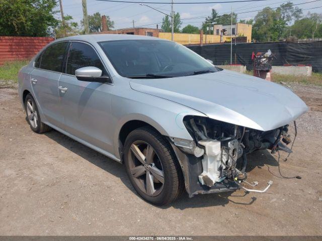  Salvage Volkswagen Passat