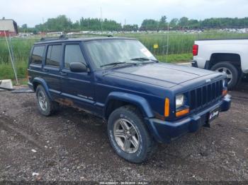  Salvage Jeep Cherokee