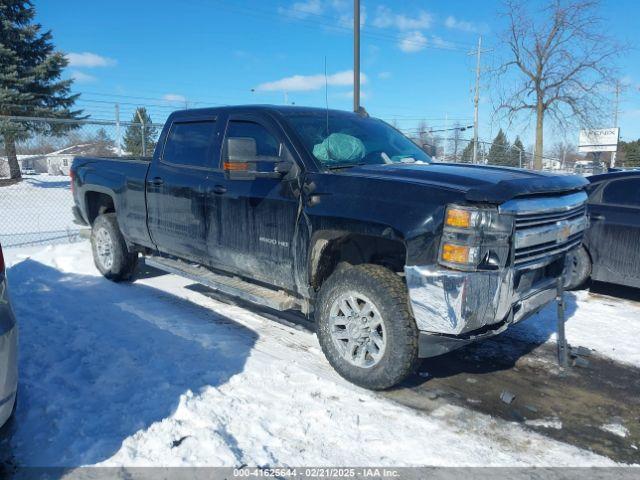  Salvage Chevrolet Silverado 2500