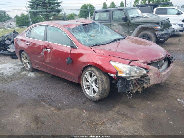  Salvage Nissan Altima
