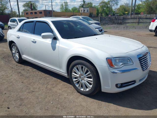  Salvage Chrysler 300