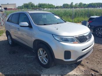 Salvage Kia Sorento