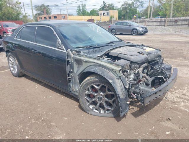  Salvage Chrysler 300