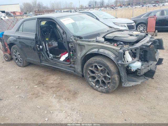  Salvage Chrysler 300