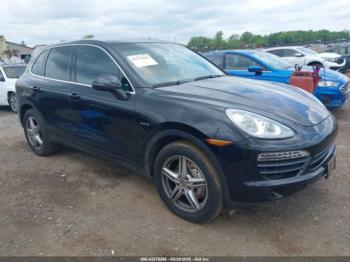  Salvage Porsche Cayenne Hybrid