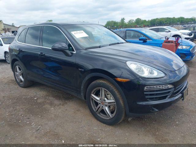  Salvage Porsche Cayenne Hybrid