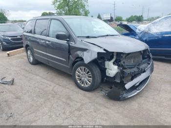  Salvage Chrysler Town & Country