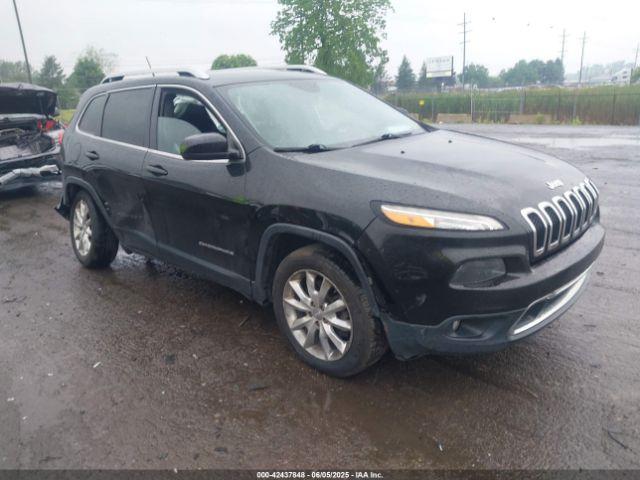  Salvage Jeep Cherokee