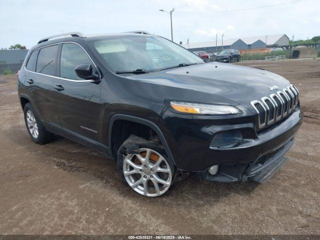  Salvage Jeep Cherokee