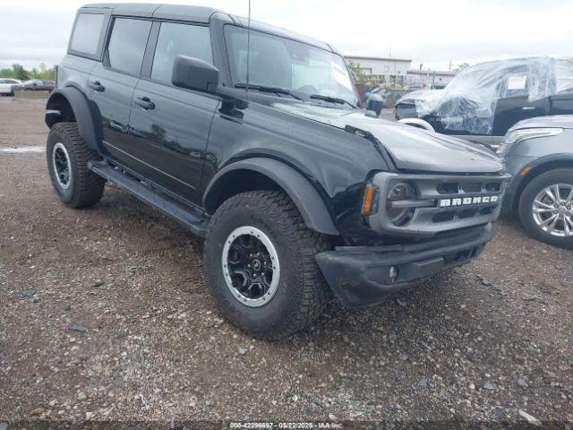  Salvage Ford Bronco