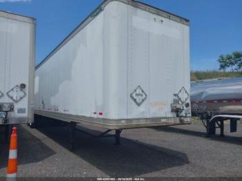  Salvage Great Dane Trailers Other