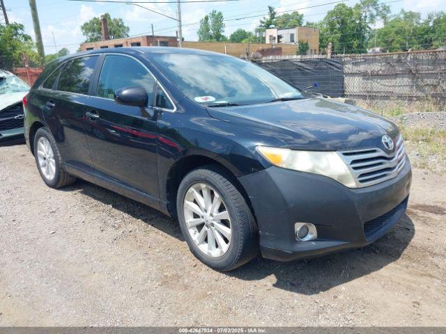  Salvage Toyota Venza