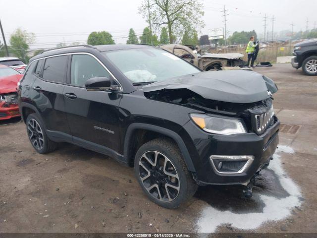  Salvage Jeep Compass
