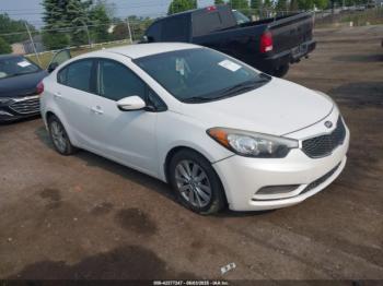  Salvage Kia Forte