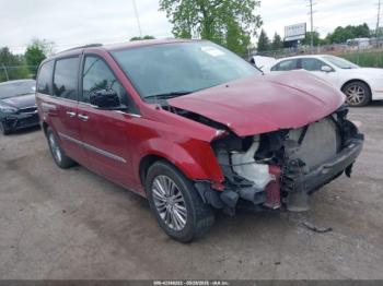  Salvage Chrysler Town & Country