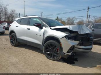  Salvage Chevrolet Blazer
