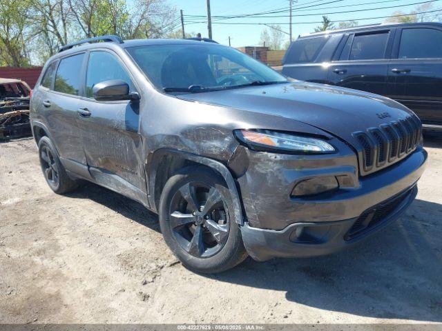  Salvage Jeep Cherokee