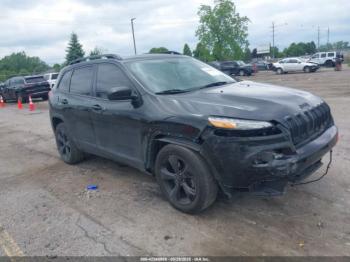  Salvage Jeep Cherokee