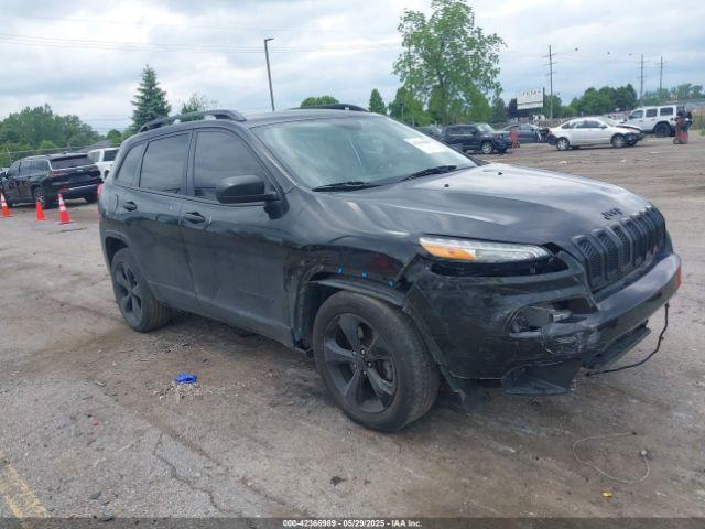  Salvage Jeep Cherokee