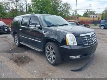  Salvage Cadillac Escalade