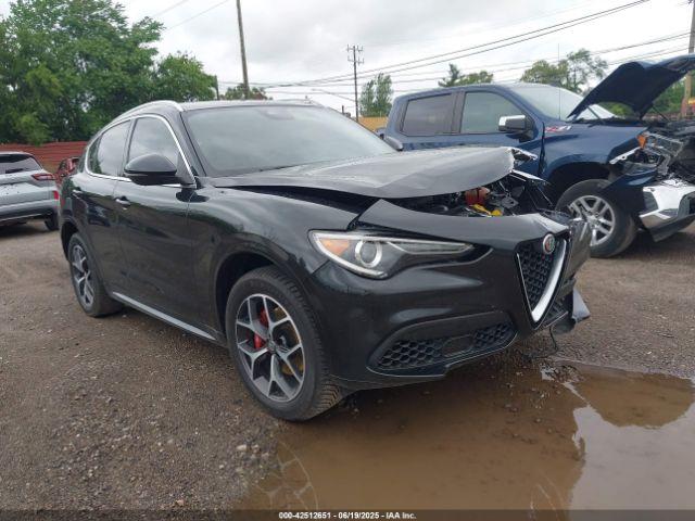  Salvage Alfa Romeo Stelvio