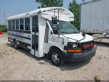  Salvage General Motors Savana Cutaway