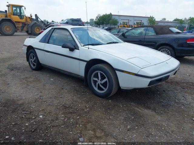  Salvage Pontiac Fiero