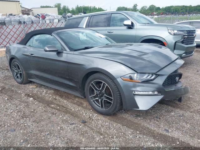  Salvage Ford Mustang