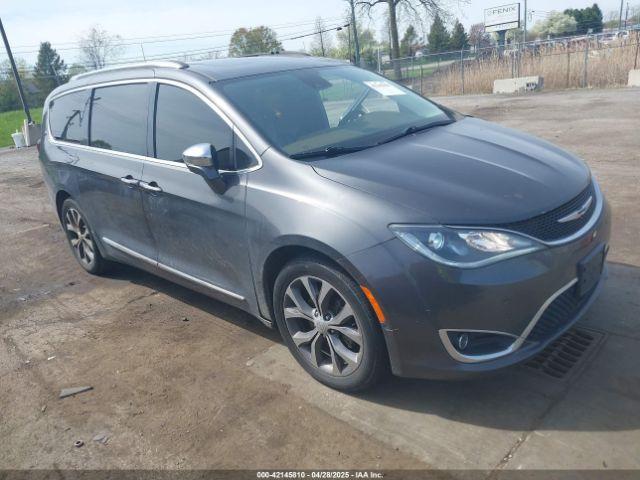  Salvage Chrysler Pacifica
