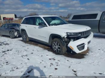  Salvage Jeep Grand Cherokee
