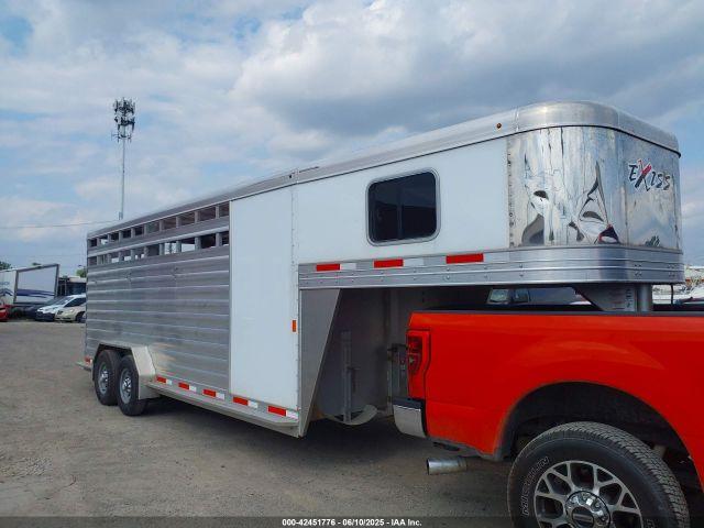  Salvage Exxiss Aluminum Trai Trailer