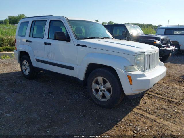  Salvage Jeep Liberty