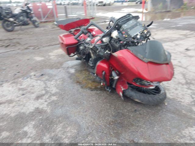  Salvage Harley-Davidson Fltrxs
