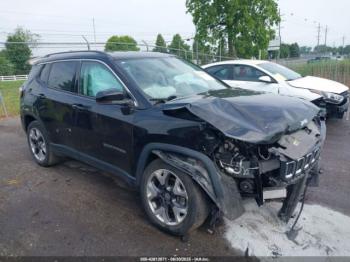  Salvage Jeep Compass