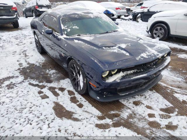  Salvage Dodge Challenger