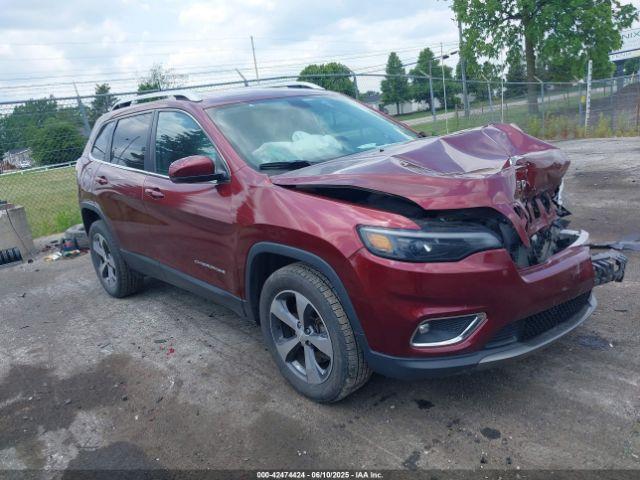  Salvage Jeep Cherokee