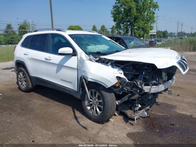  Salvage Jeep Cherokee