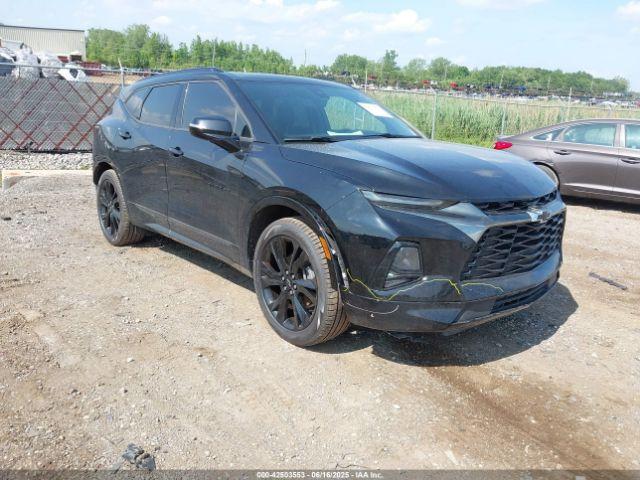  Salvage Chevrolet Blazer