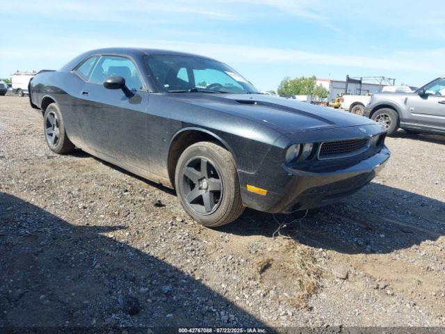  Salvage Dodge Challenger