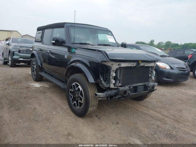  Salvage Ford Bronco