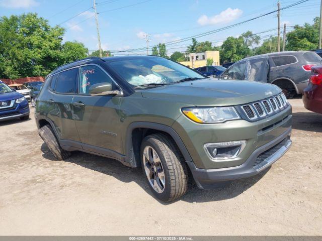  Salvage Jeep Compass