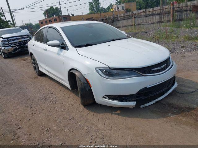  Salvage Chrysler 200