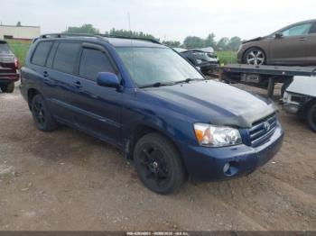  Salvage Toyota Highlander