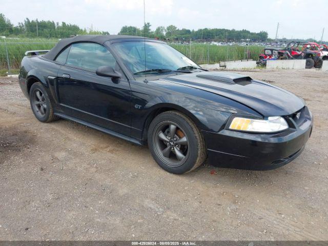  Salvage Ford Mustang